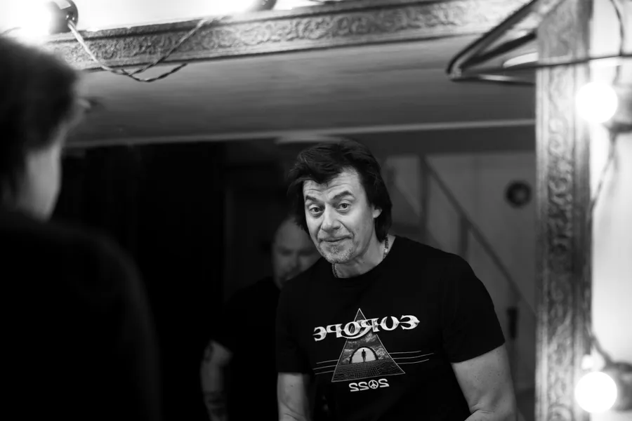 Behind the stage Prive Live Club